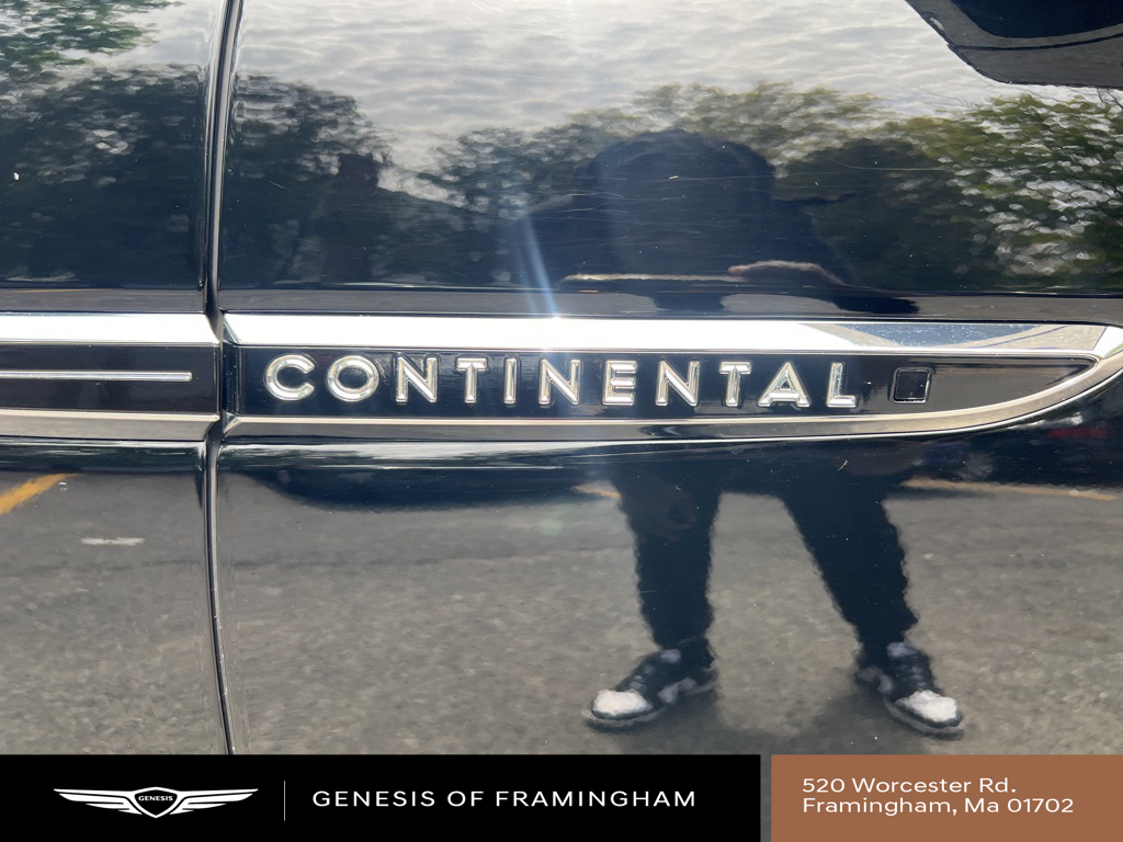 2018 Lincoln Continental Black Label