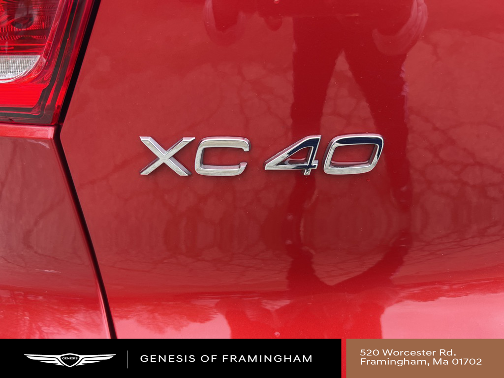 2019 Volvo XC40 R-Design